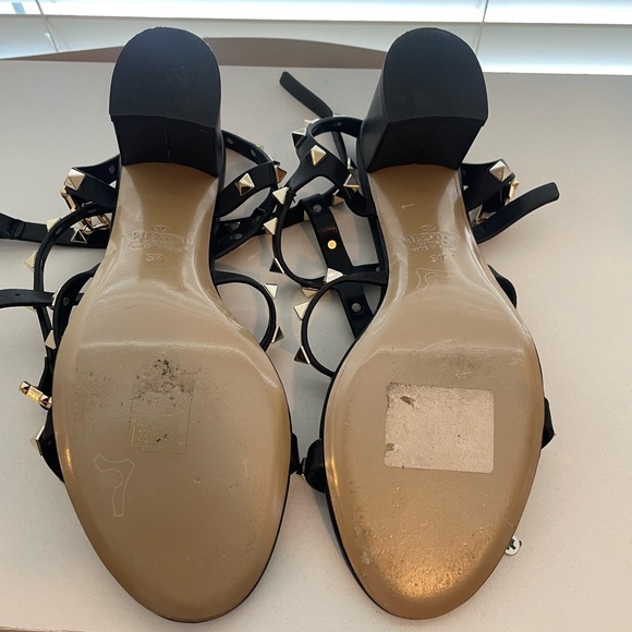 VALENTINO Garavani Rockstud 60 leather sandals - Picture 4 of 10